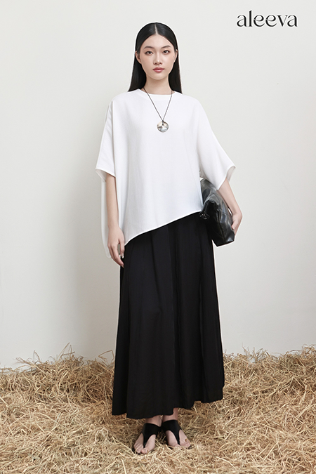 Relaxed asymmetric blouse
