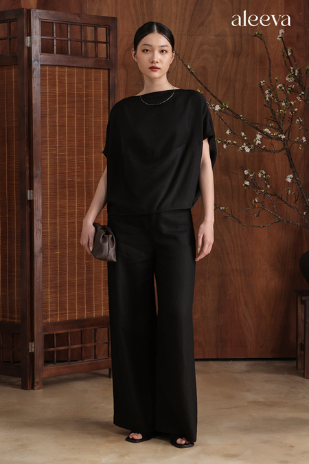 Dolman sleeve boxy fitblouse