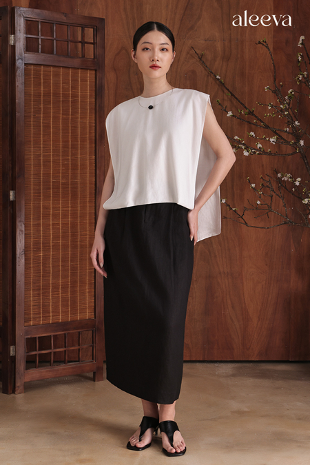 Asymmetric hem layered blouse