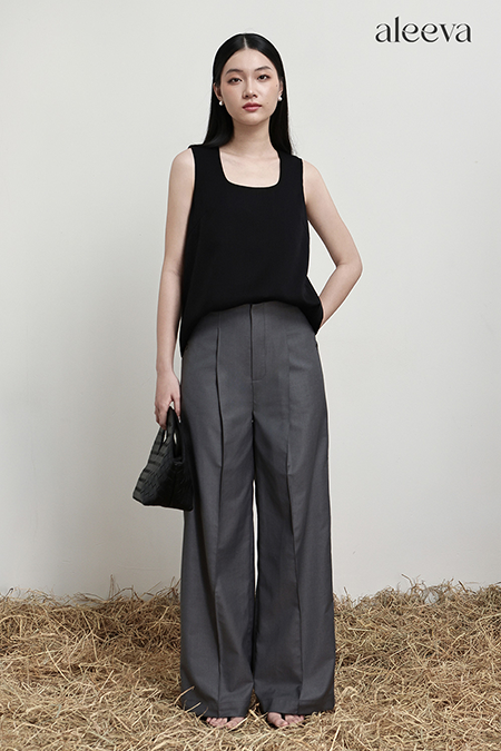 Side pockets wide leg trousers