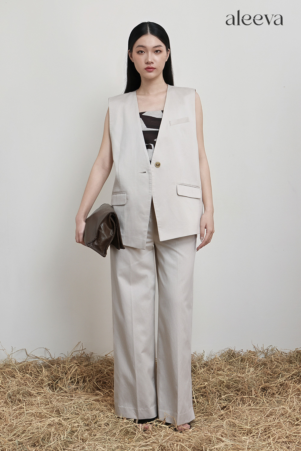 2026 tan ty hop mau gi phoi do cong so