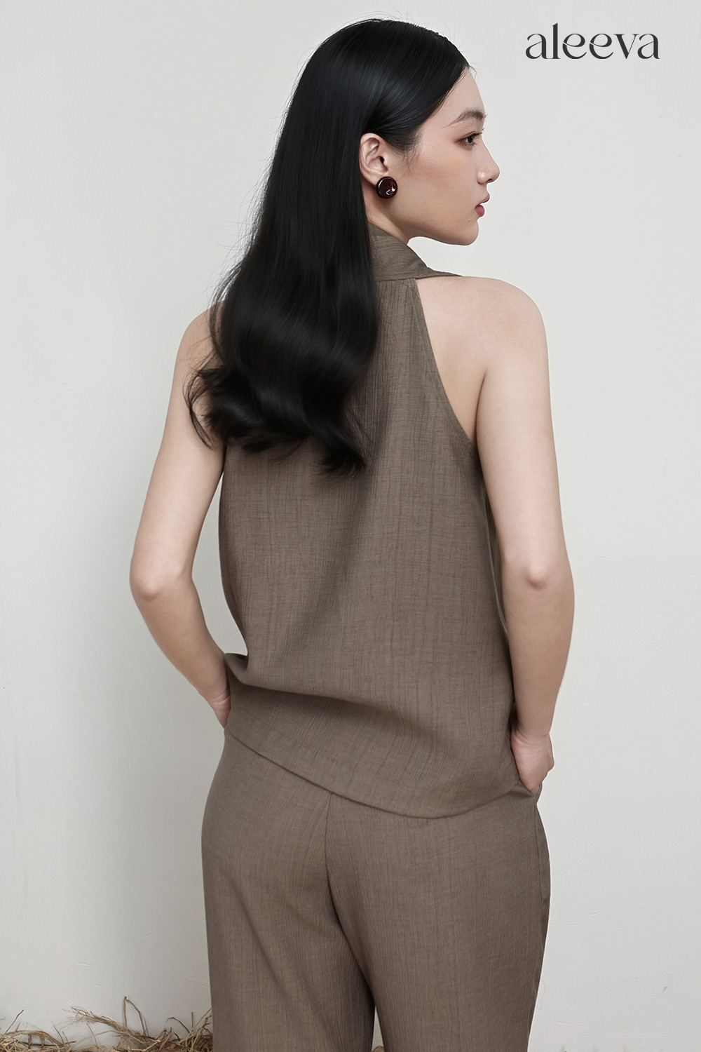 Soft pleated trousers