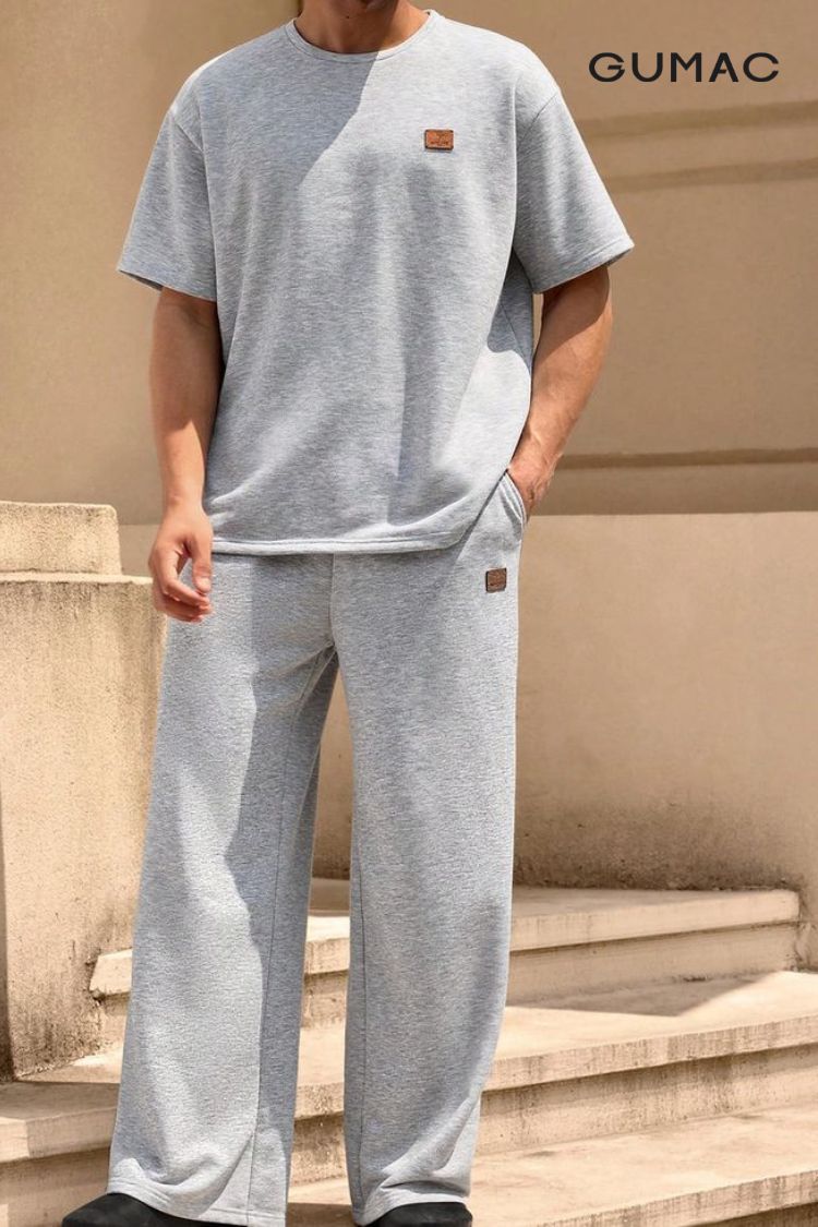 Áo thun form rộng nam phối hợp với quần thể thao