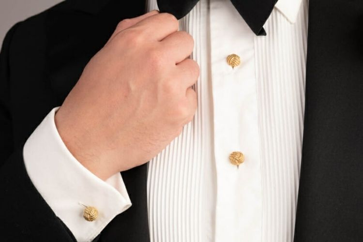 Phụ kiện phối đồ cùng Tuxedo