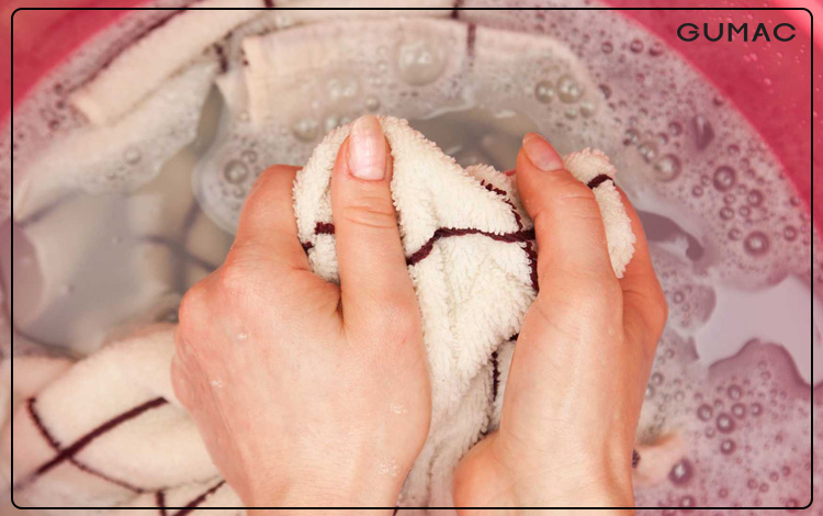 Cách vệ sinh và bảo quản vải nhung