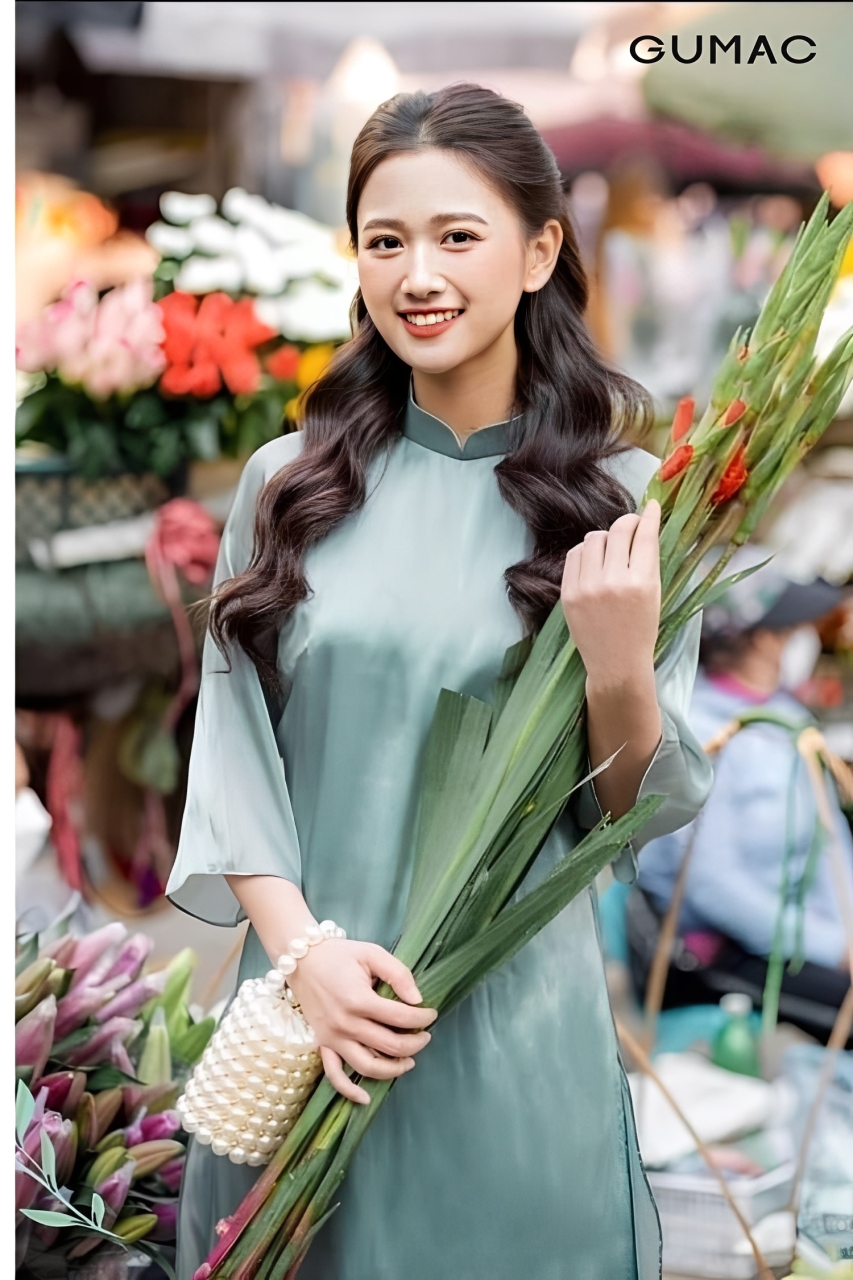 tao dang chup anh tet tay om hoa