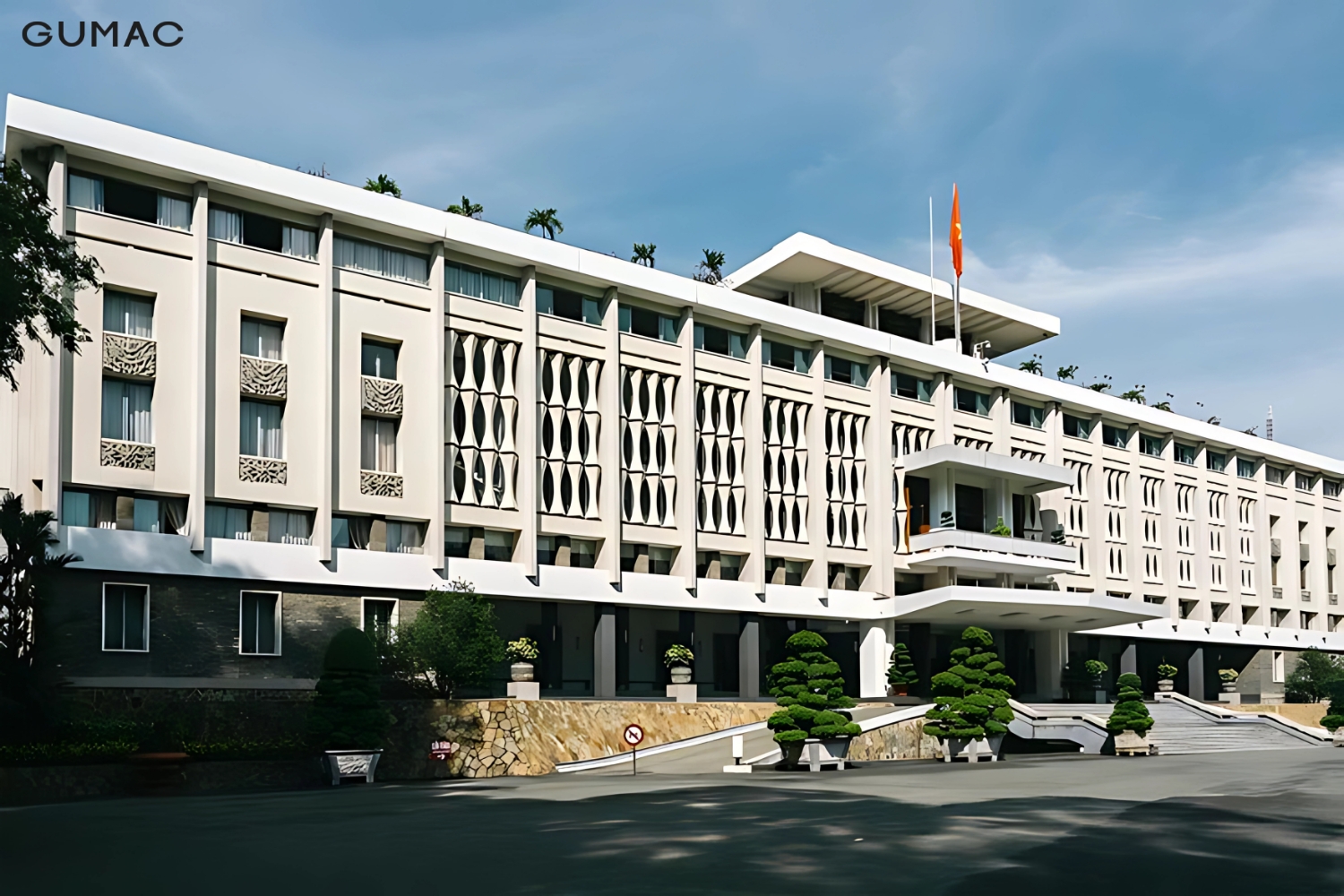 tao khung hinh dep voi ao dai tet o dinh doc lap