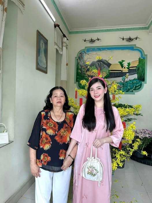 khoanh khac day cam xuc trong cuoc thi me de con lo tai gumac