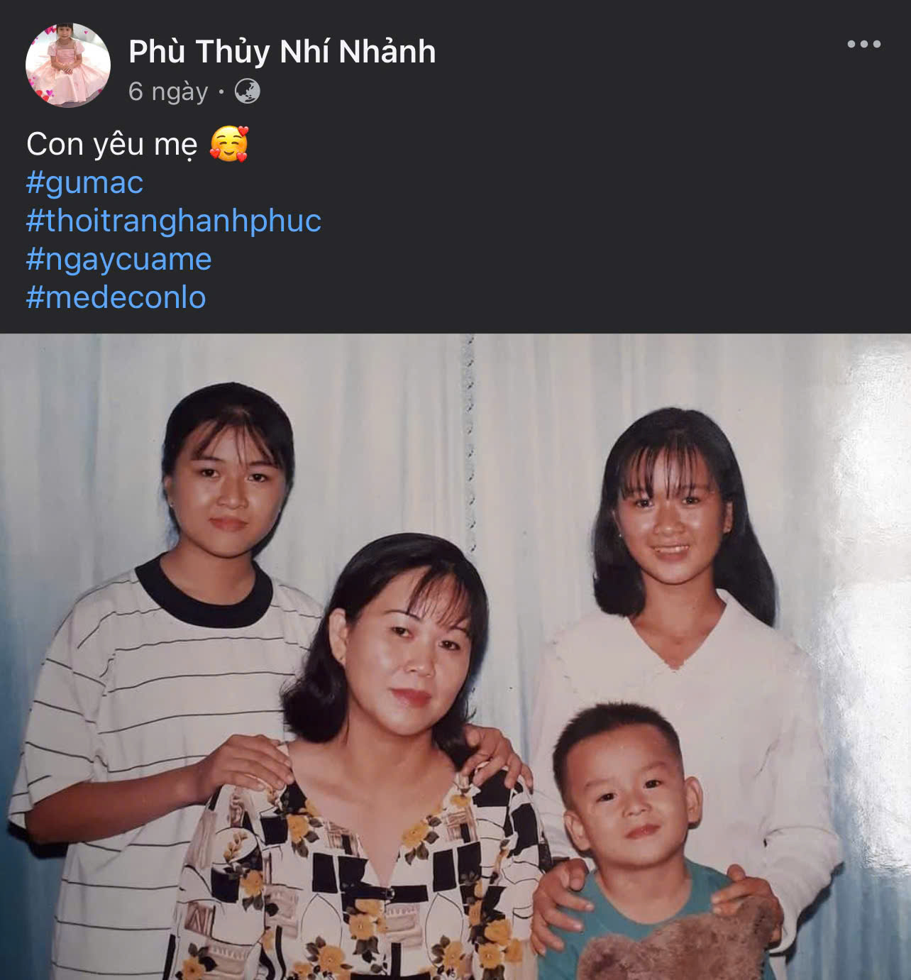 hinh anh de thuong giua me va con luc nho cua nang nha GUMAC