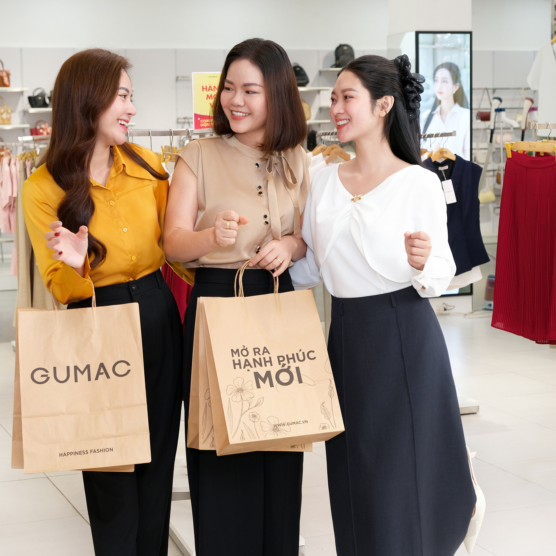 cuoi thang gu up deal lon som do di choi le