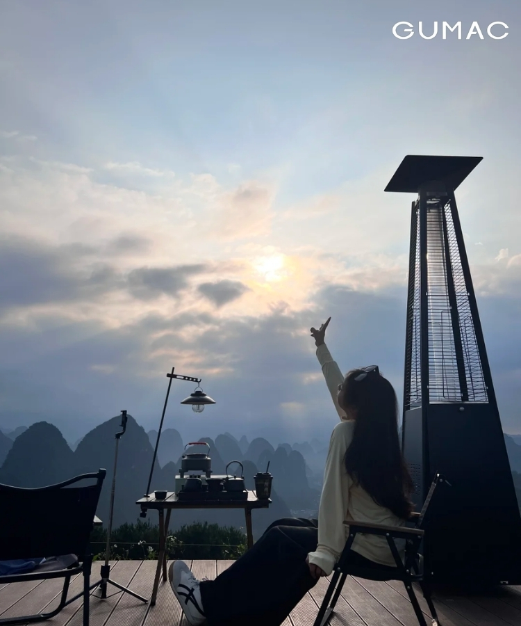 u cafe sang tren bai bien