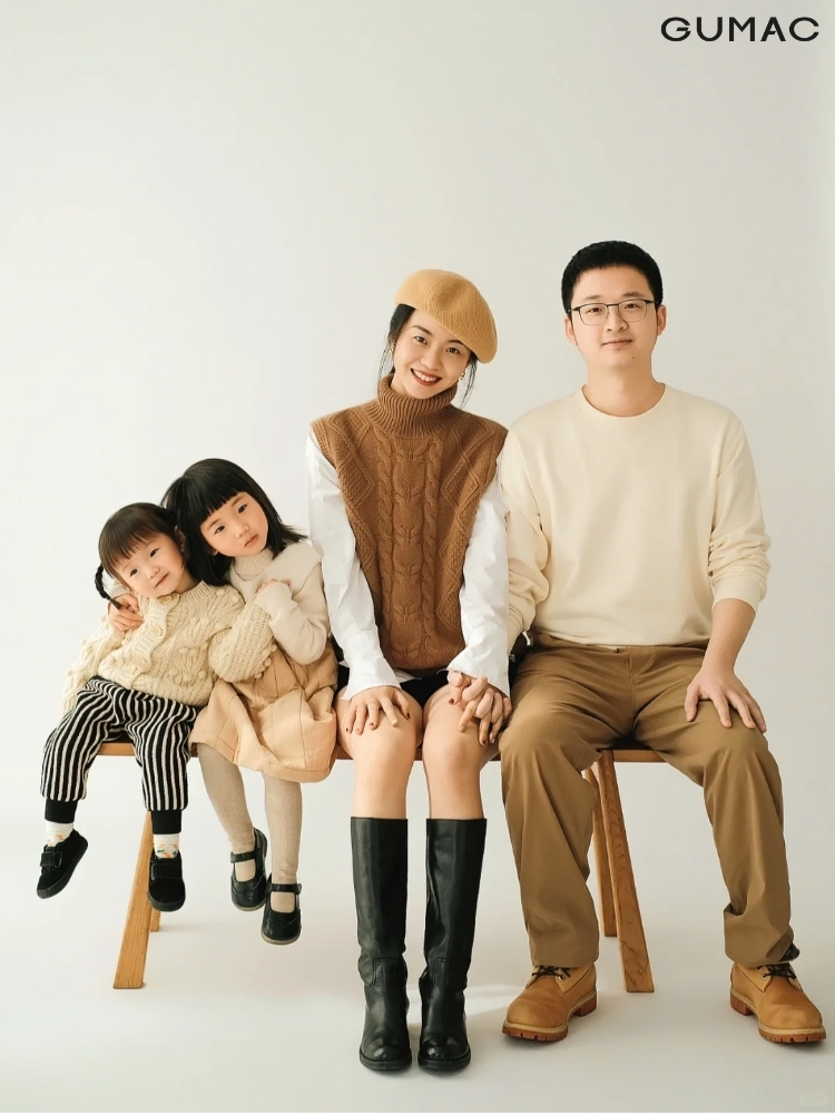 cac kieu chup anh gia dinh 4 nguoi