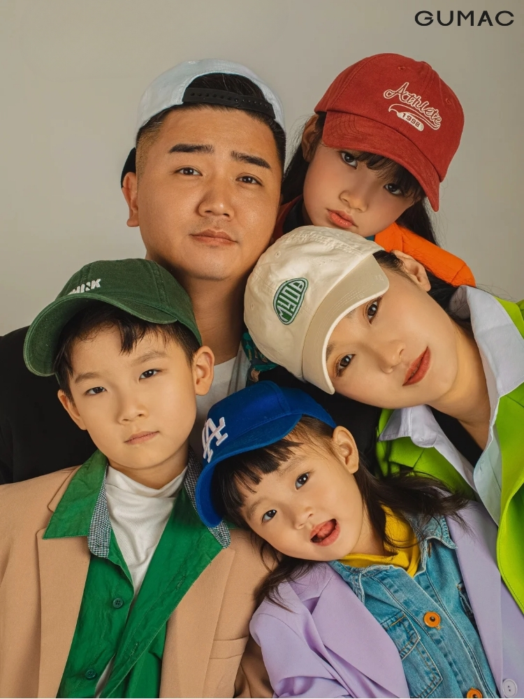 tao dang chup anh gia dinh 5 nguoi