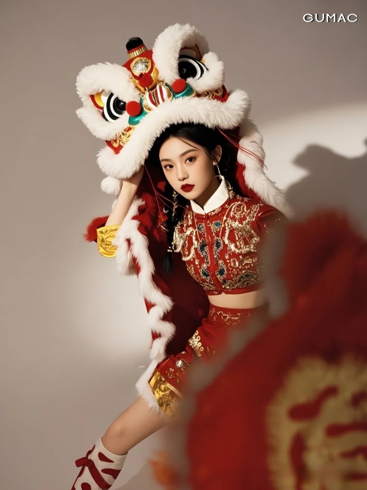 chup anh trung thu voi lan su rong