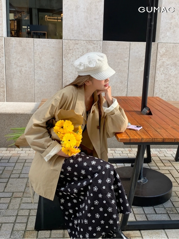 vay hoa nhi phoi cung ao trench coat