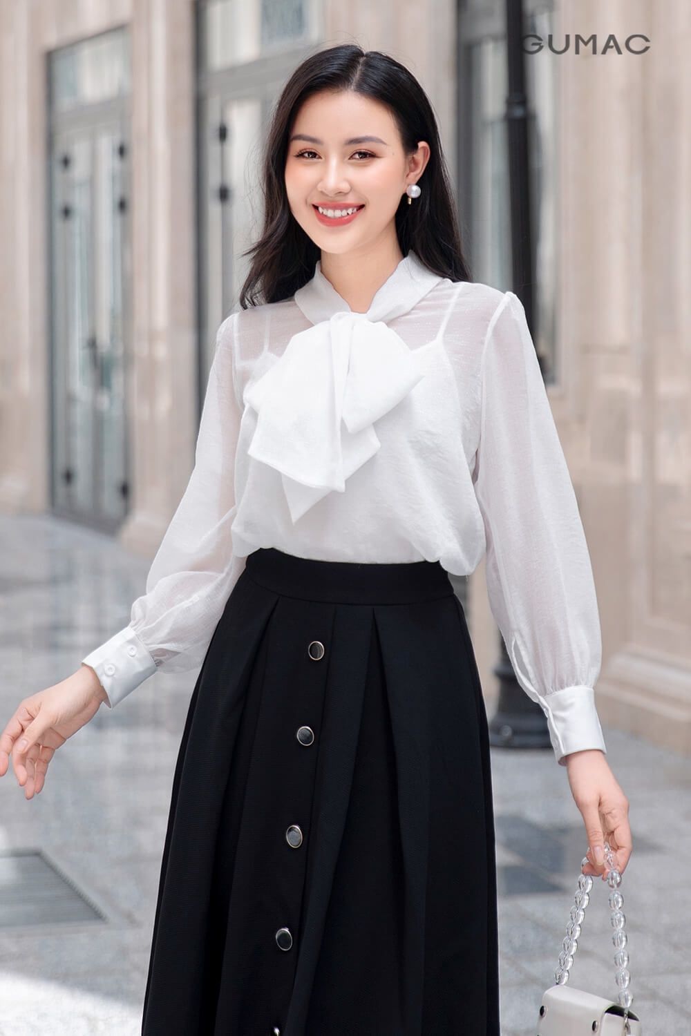 so mi kieu phoi chan vay xoe