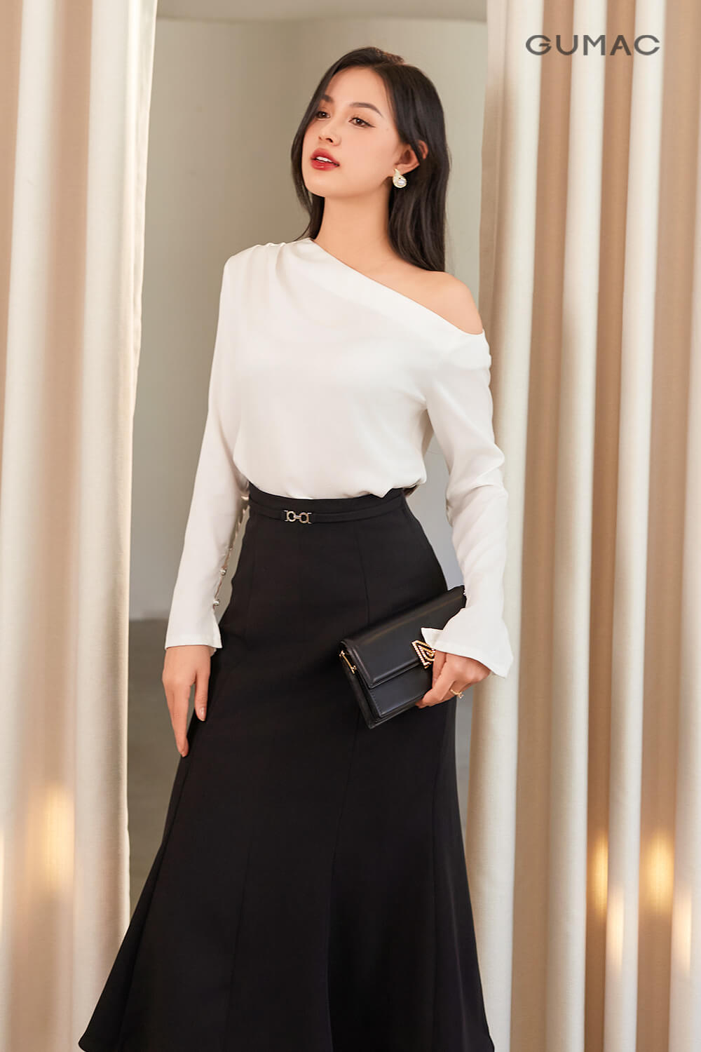 Cách phối đồ với áo sơ mi trễ vai cach phoi do voi ao so mi tre vai