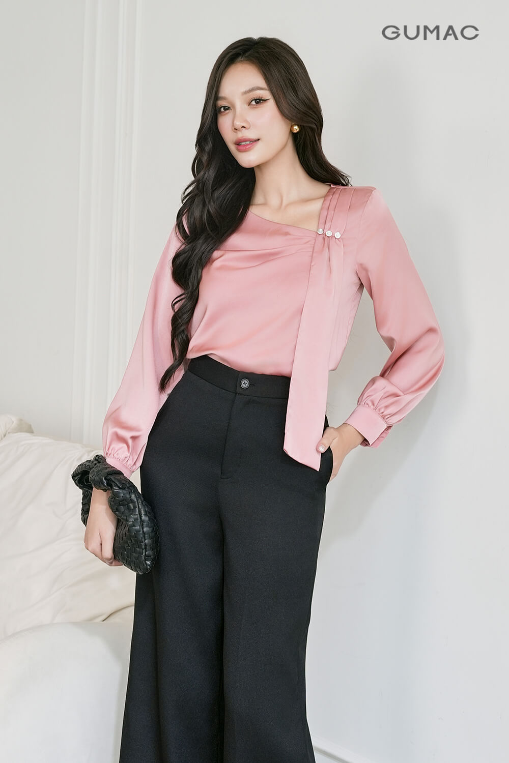 nu tuoi canh thin khac mau hong