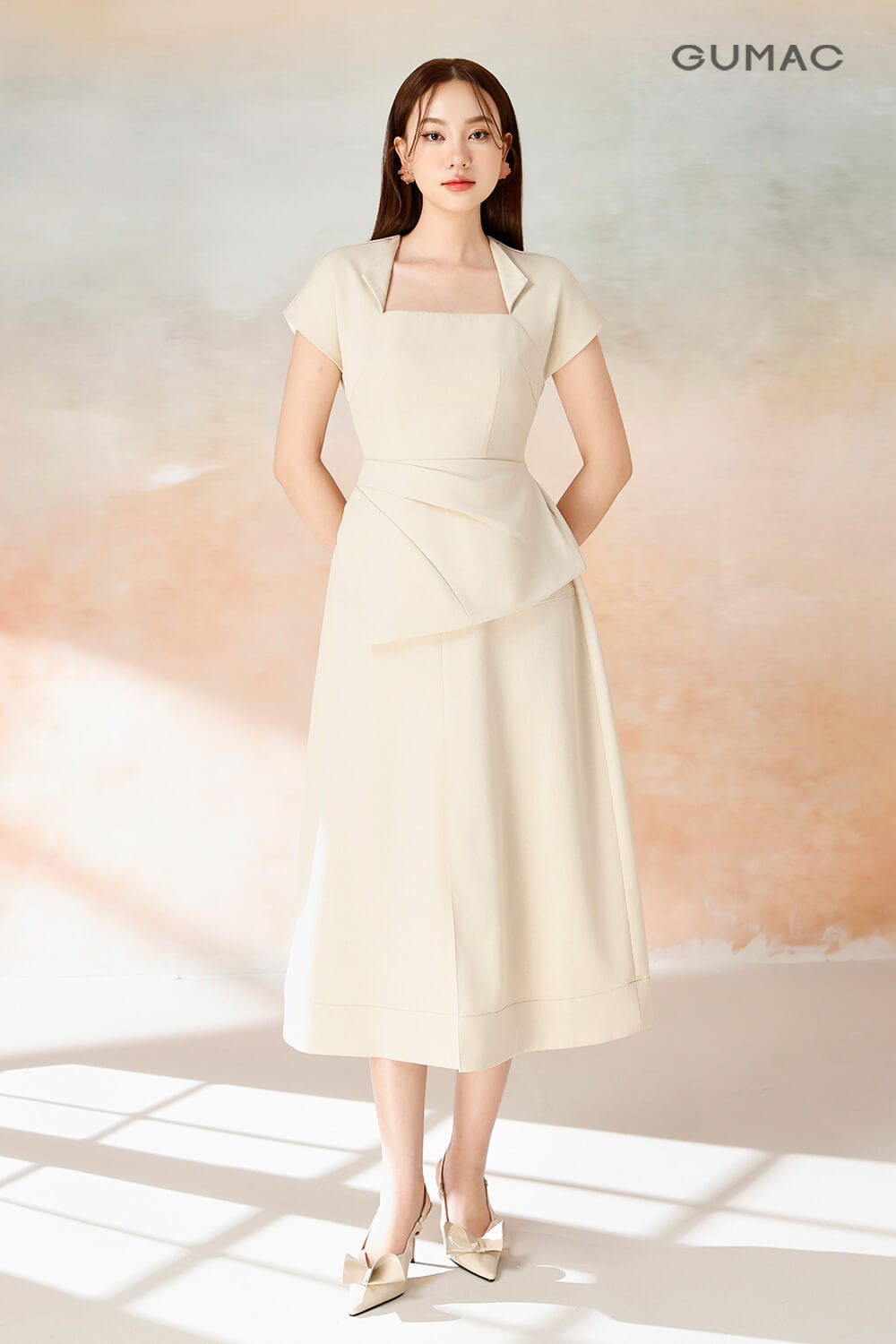 Áo peplum xếp tùng