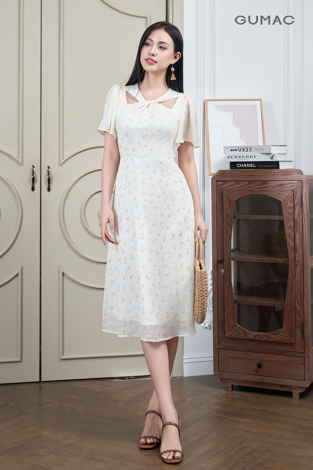 outfit dip 8/3 cho nu cung dam hoa