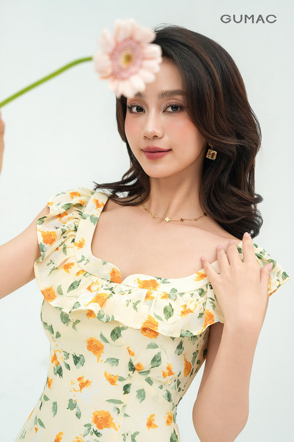 concept chup anh nang tho cung hoa dep