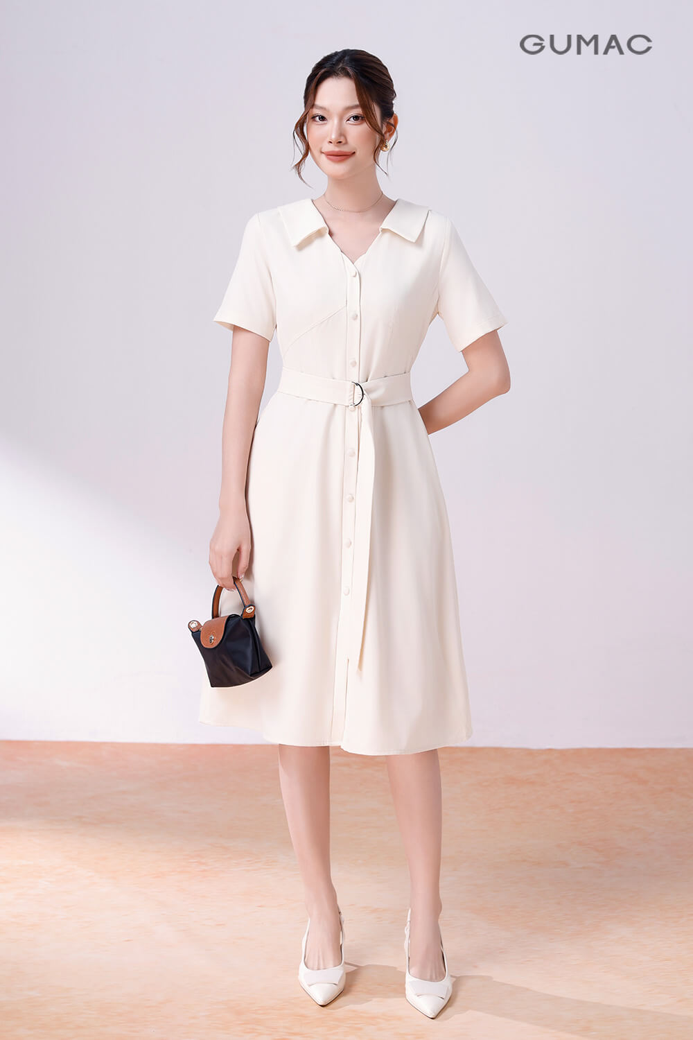 Ton sur ton dam trang phoi giay trang