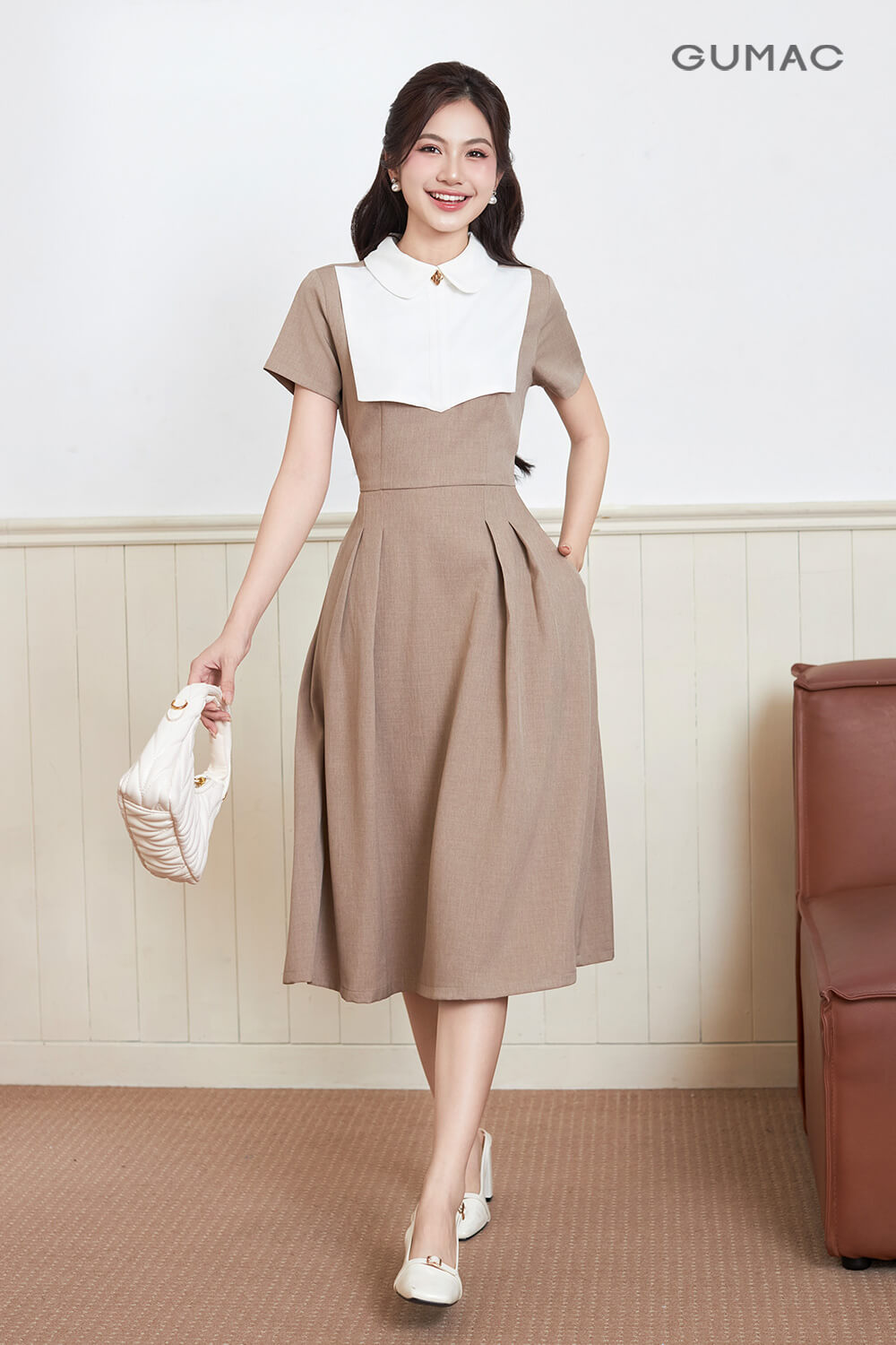 dam xoe phoi la co nhon thanh lich