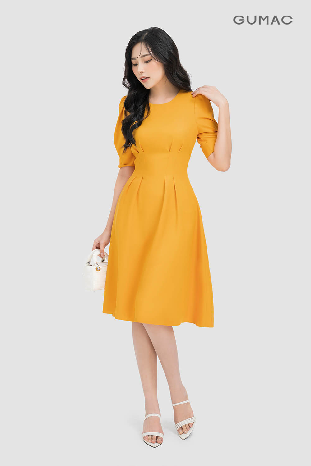 vay cong so mau vang