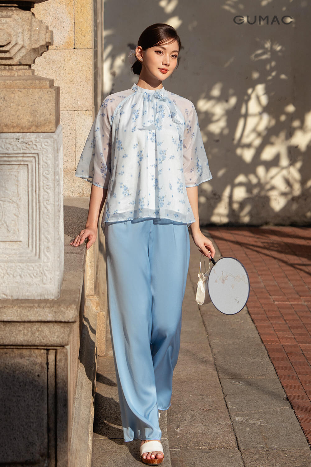 Phối màu đơn sắc