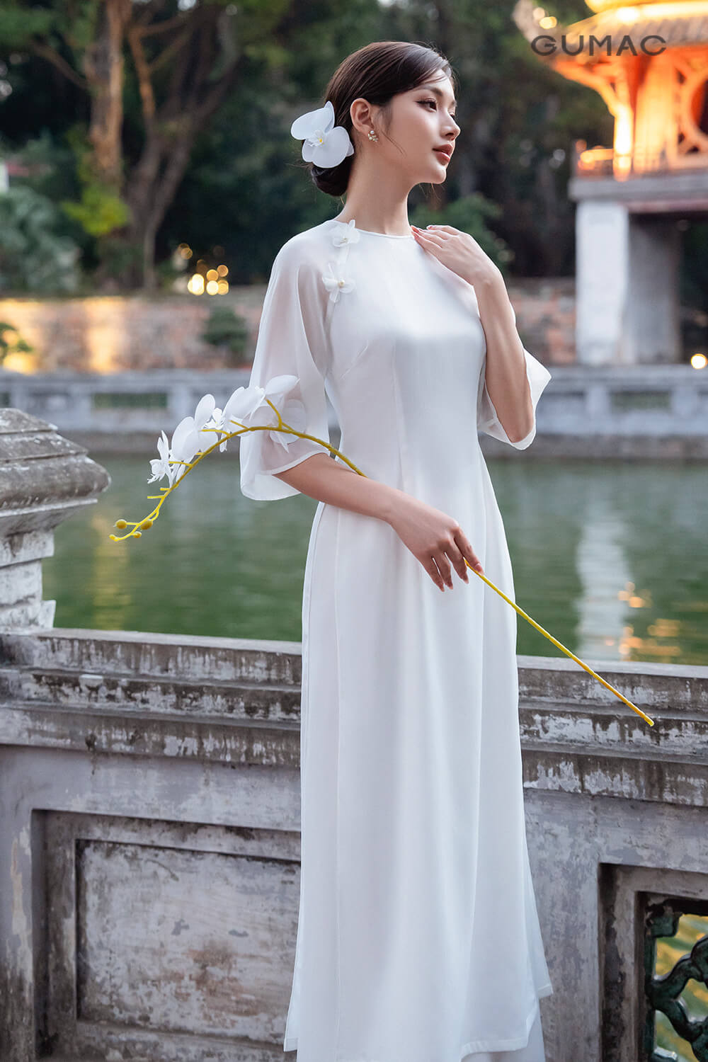 Ao dai truyen thong GUMAC Ngoc Tam duyen dang