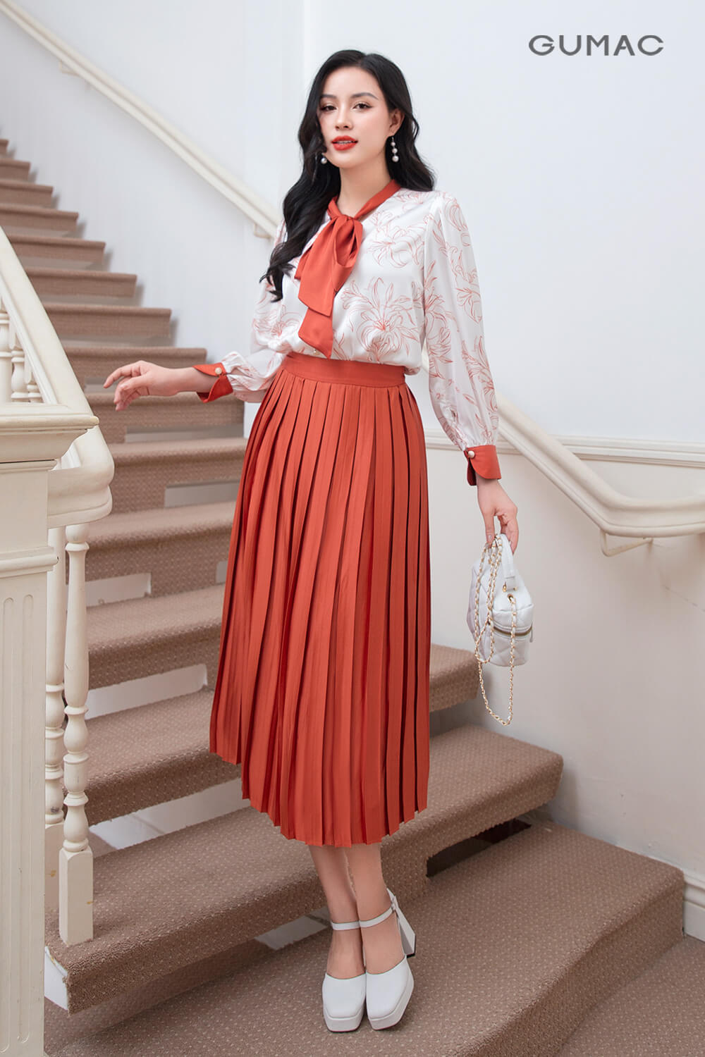 Chân váy xếp ly dài GUMAC