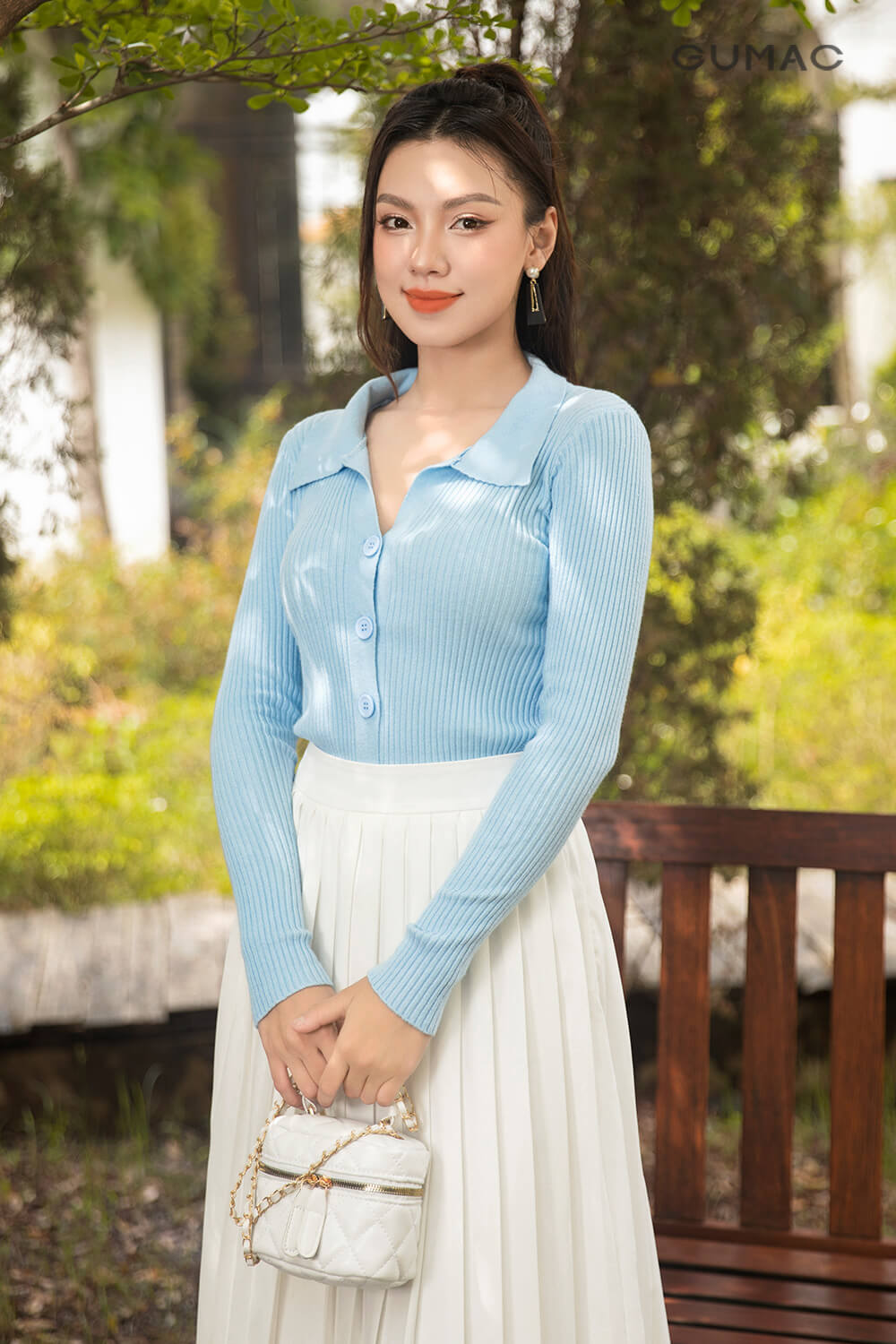 mau ao dai tay dep mau xanh duong