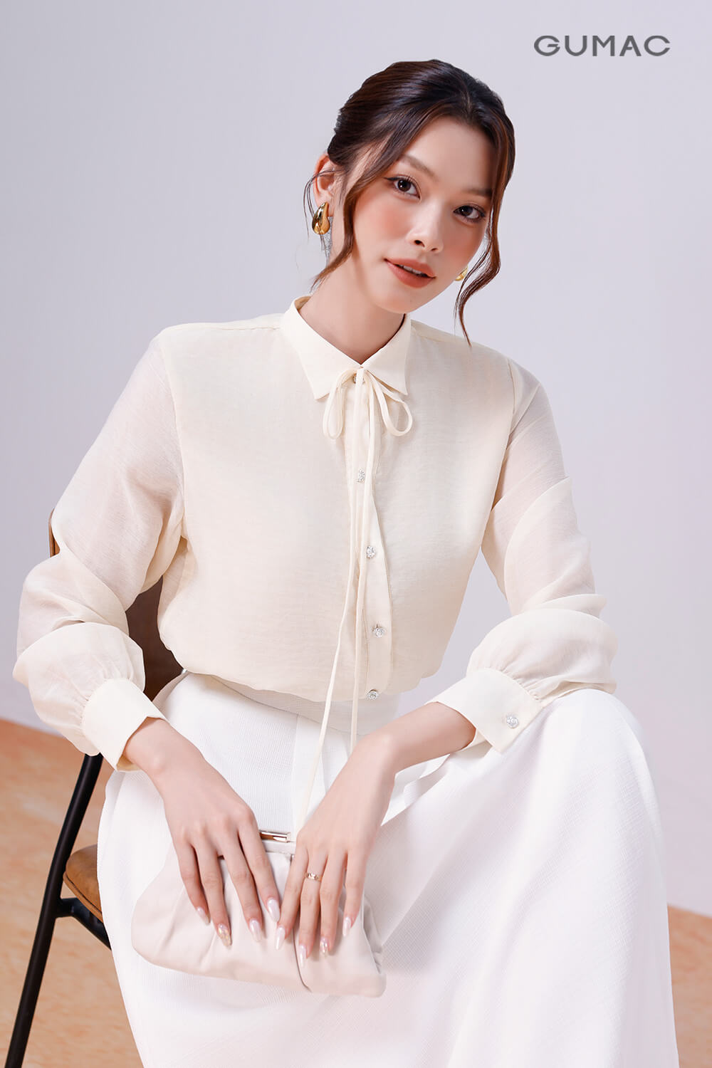 ao so mi voan that no