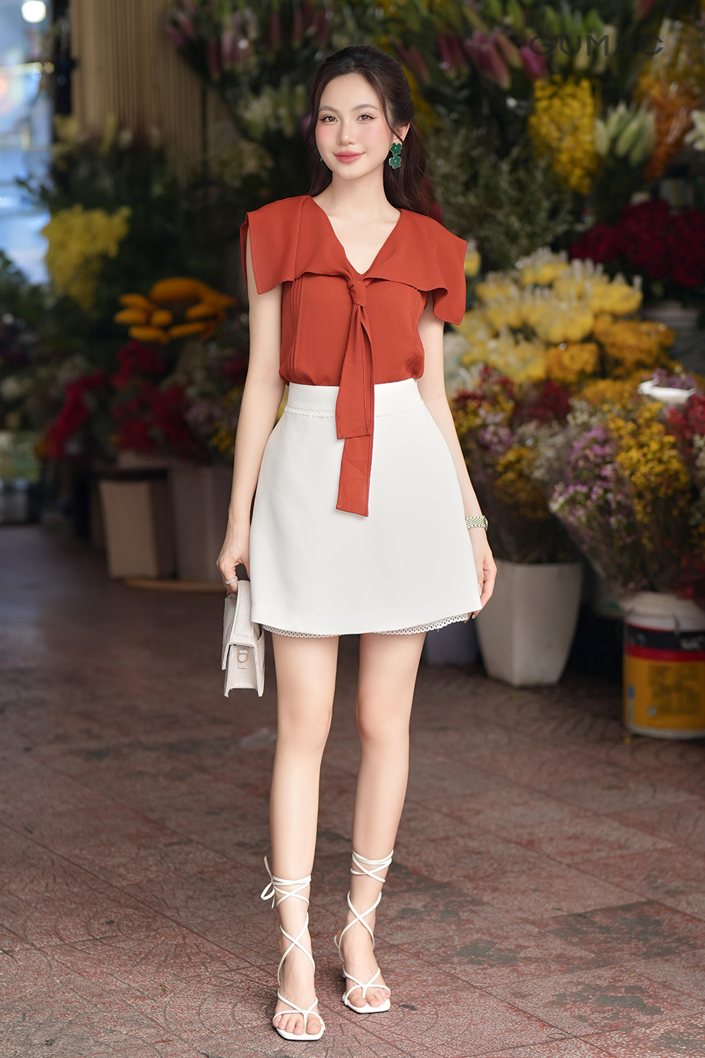 di hue mua he mac gi