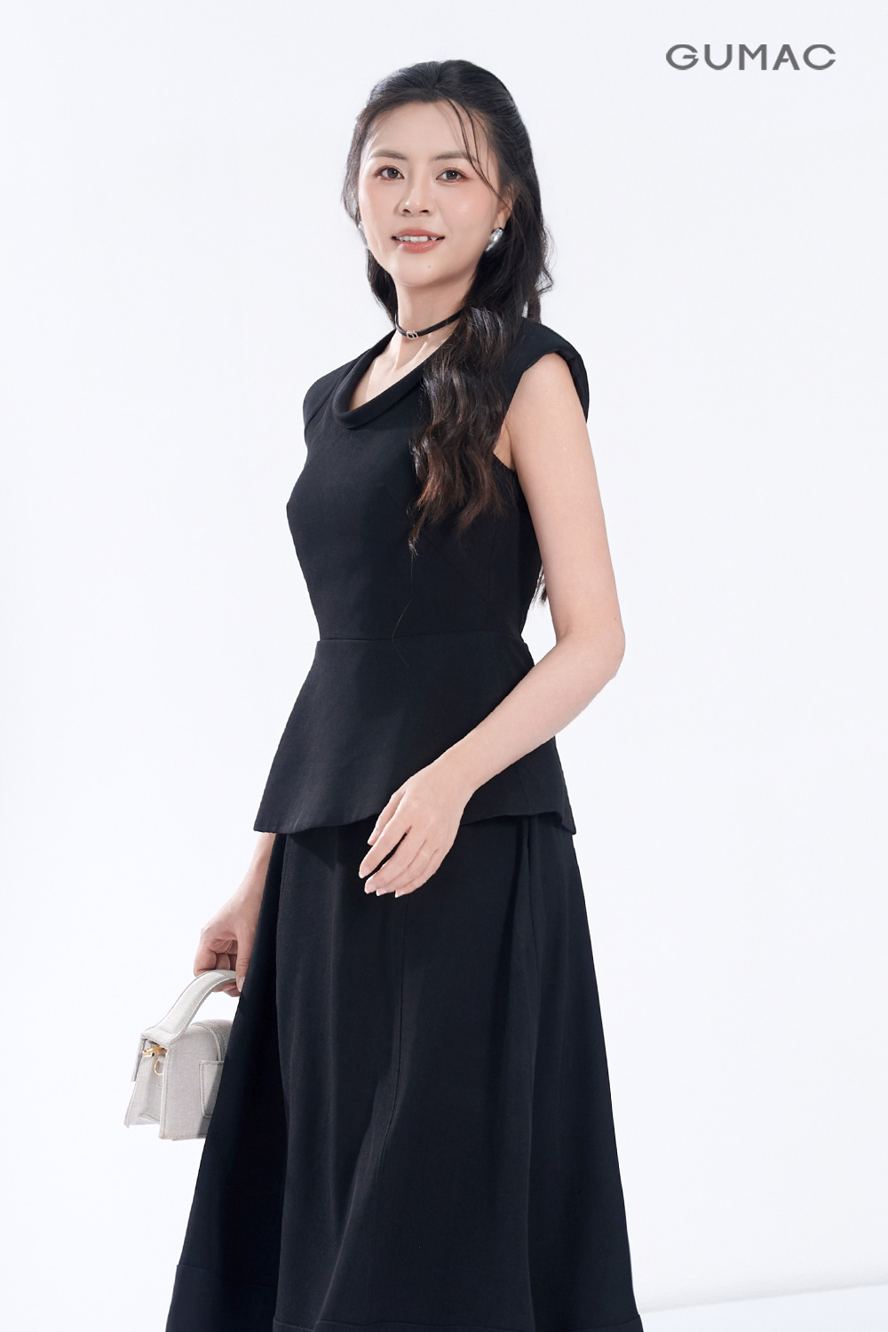 Áo peplum cổ kiểu