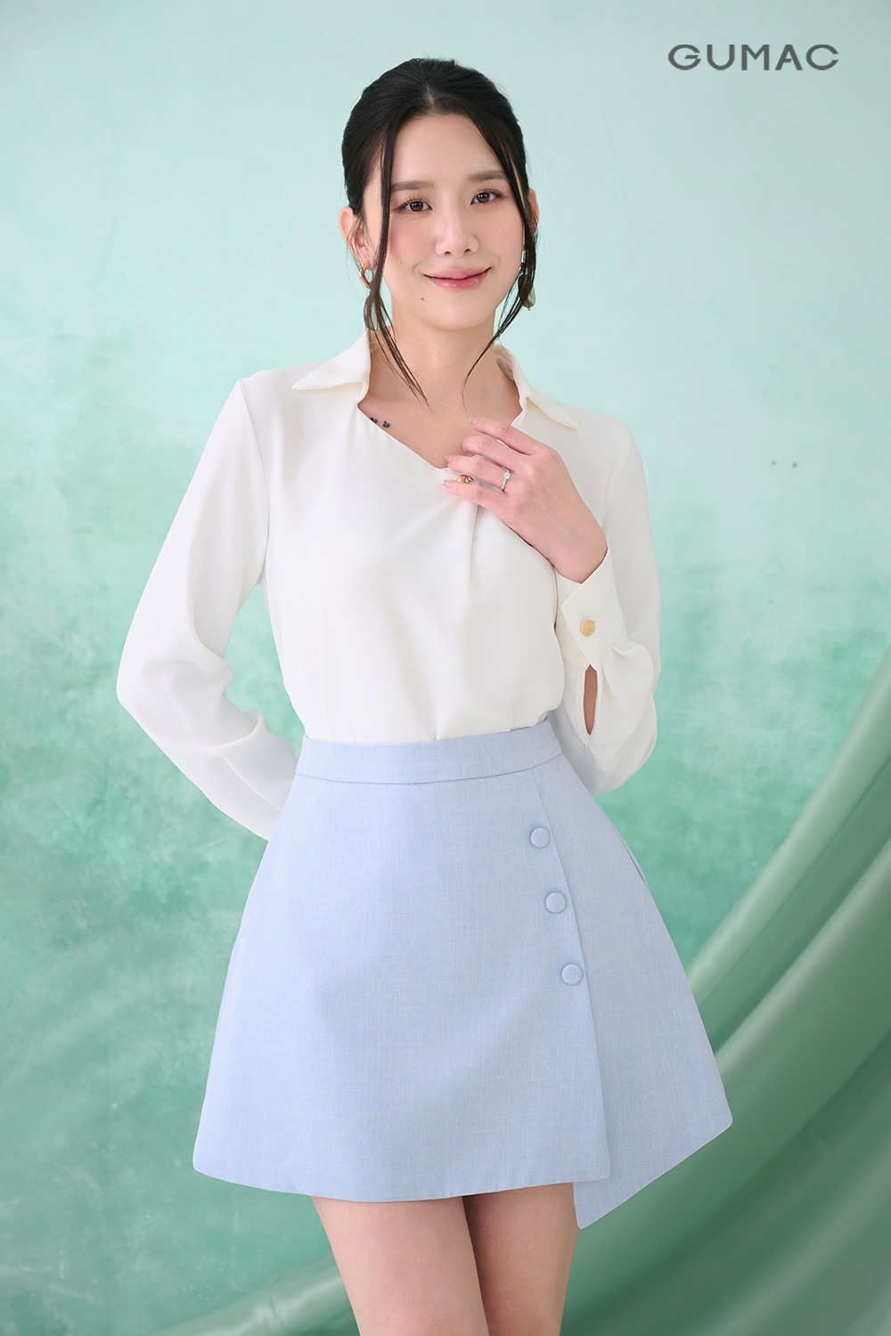 Áo suông cổ cách điệu