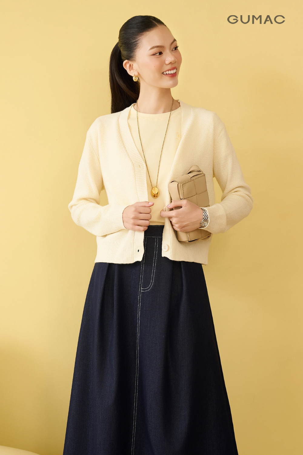 Áo cardigan trơn cổ tim