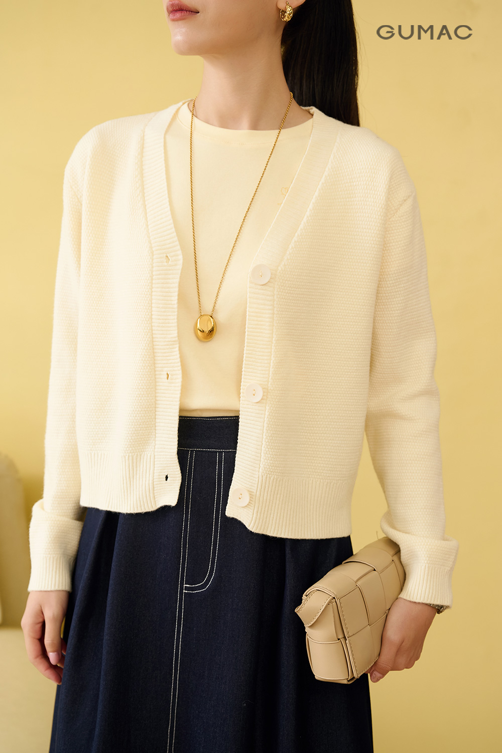 Áo cardigan trơn cổ tim