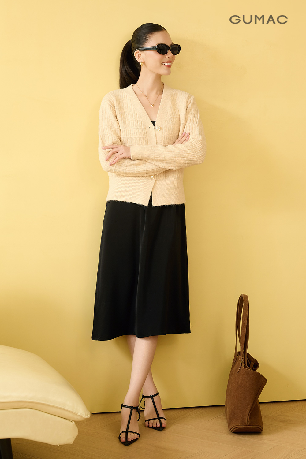 Áo cardigan lửng