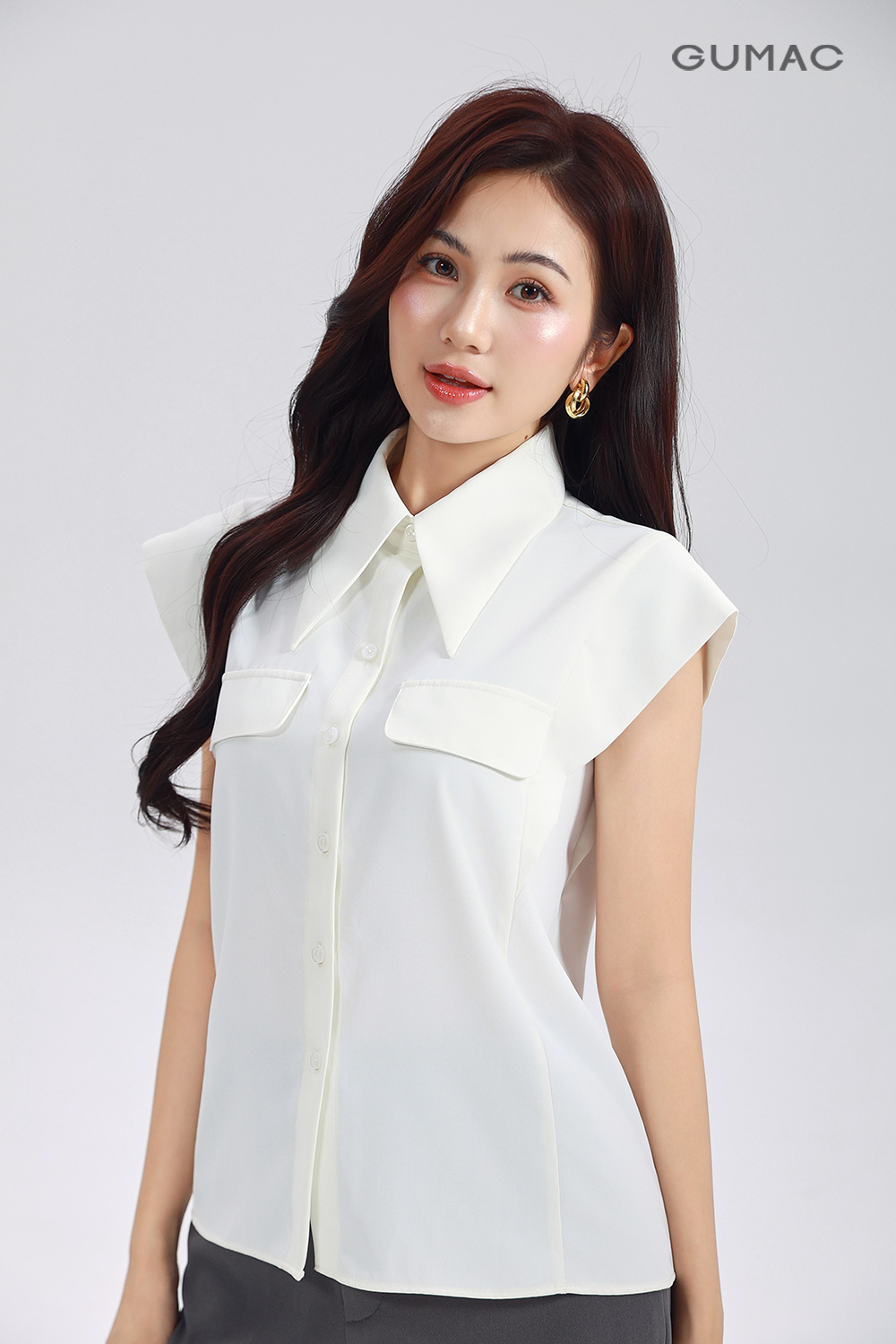 Sơ mi phối nẹp vai