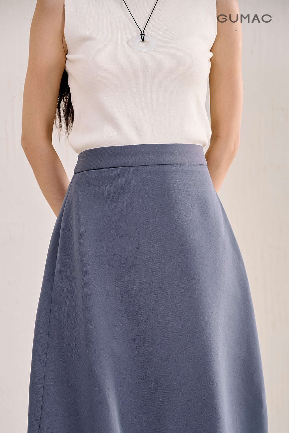 Áo dệt kim cổ lọ