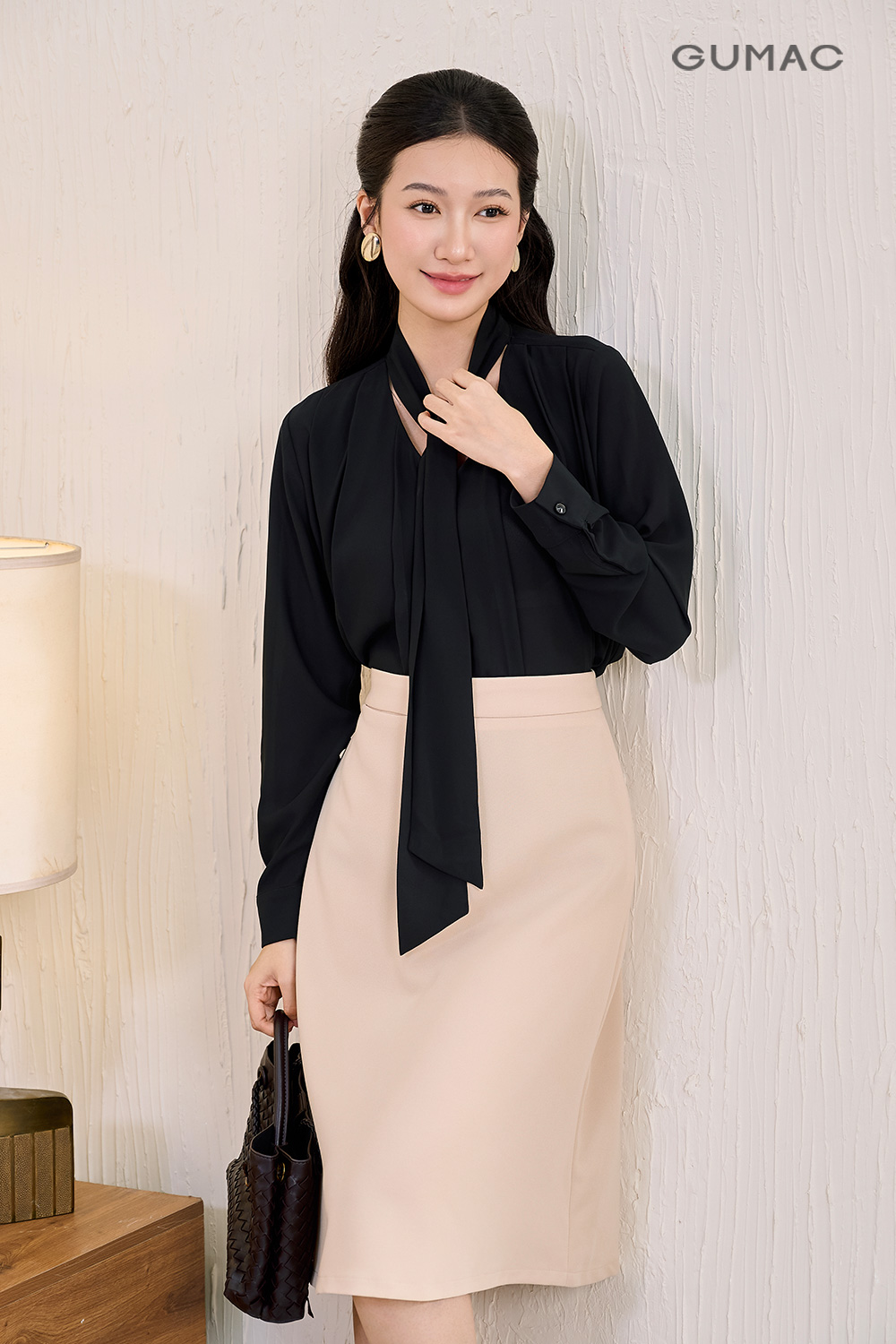 Áo kiểu xếp ly vai