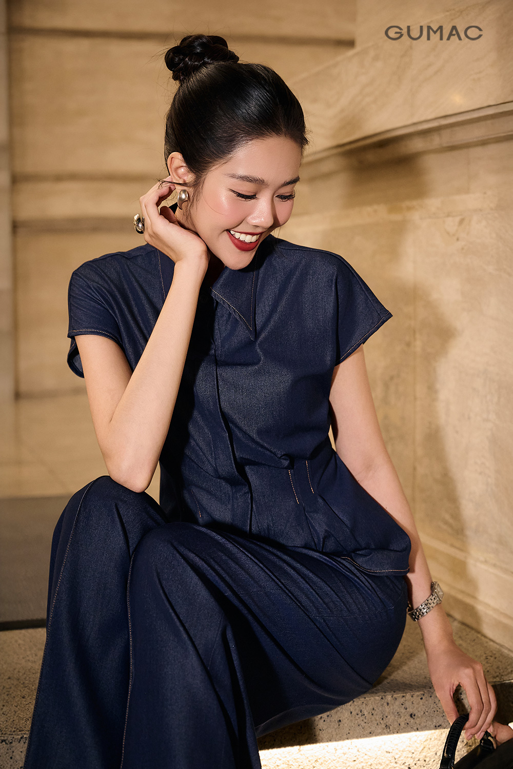 Áo tay liền xếp ly eo