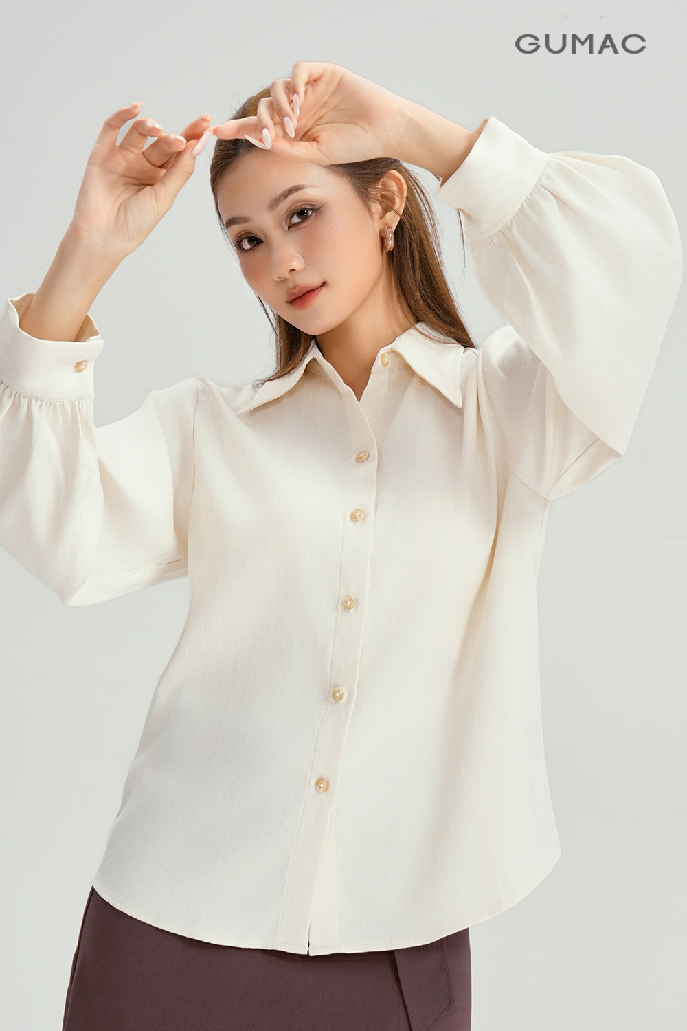 Sơ mi suông vai trễ