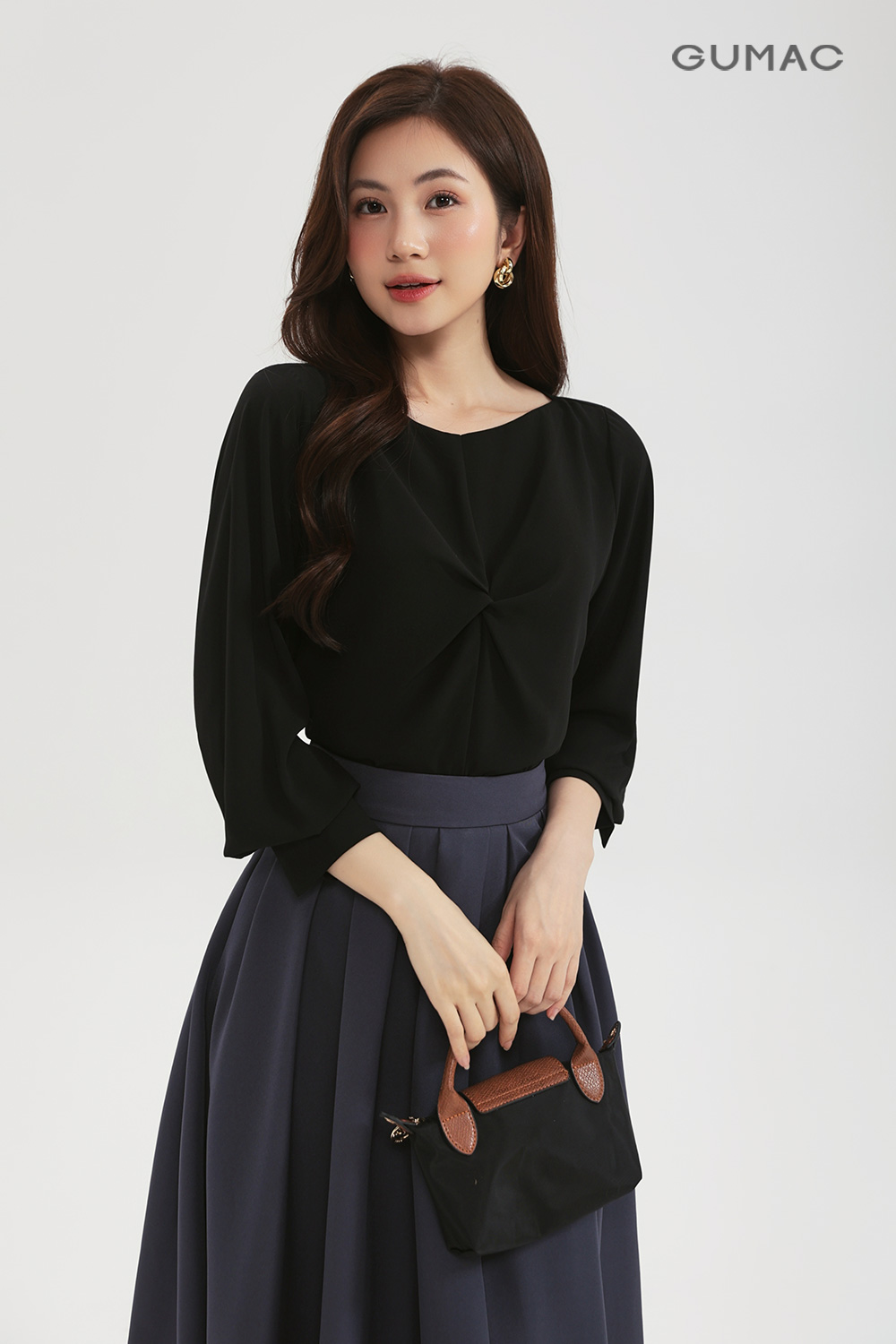 Áo kiểu xoắn ngực