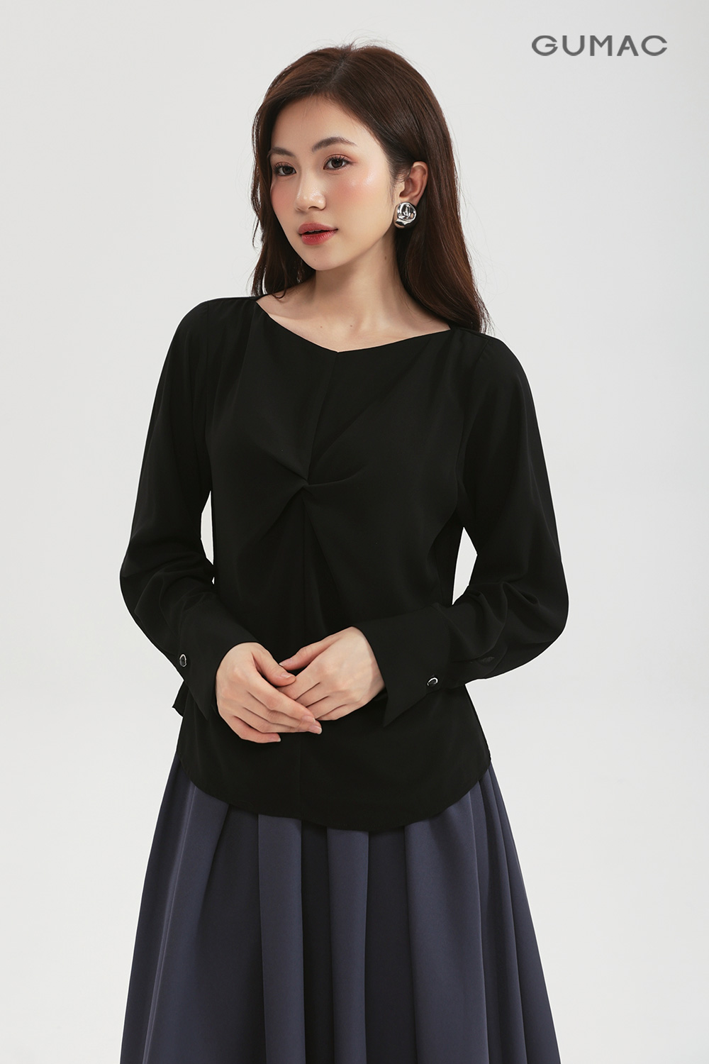 Áo kiểu xoắn ngực