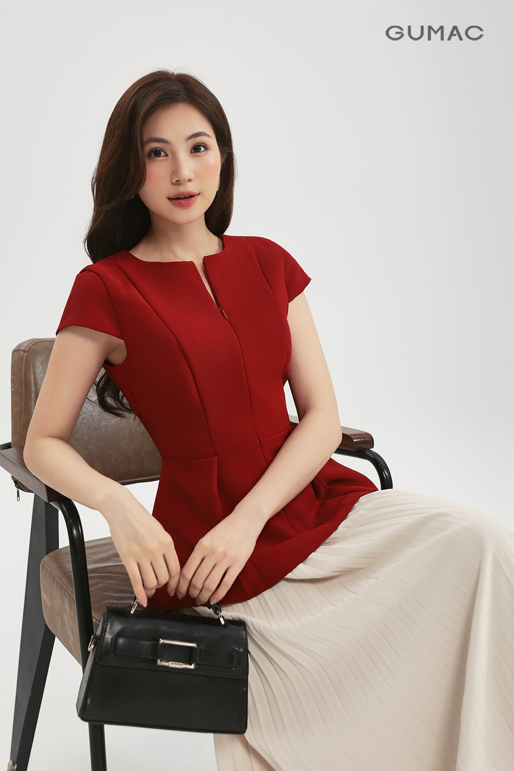 Áo peplum dây kéo trước