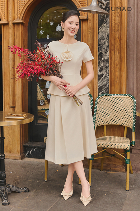 Áo peplum đính hoa 3D