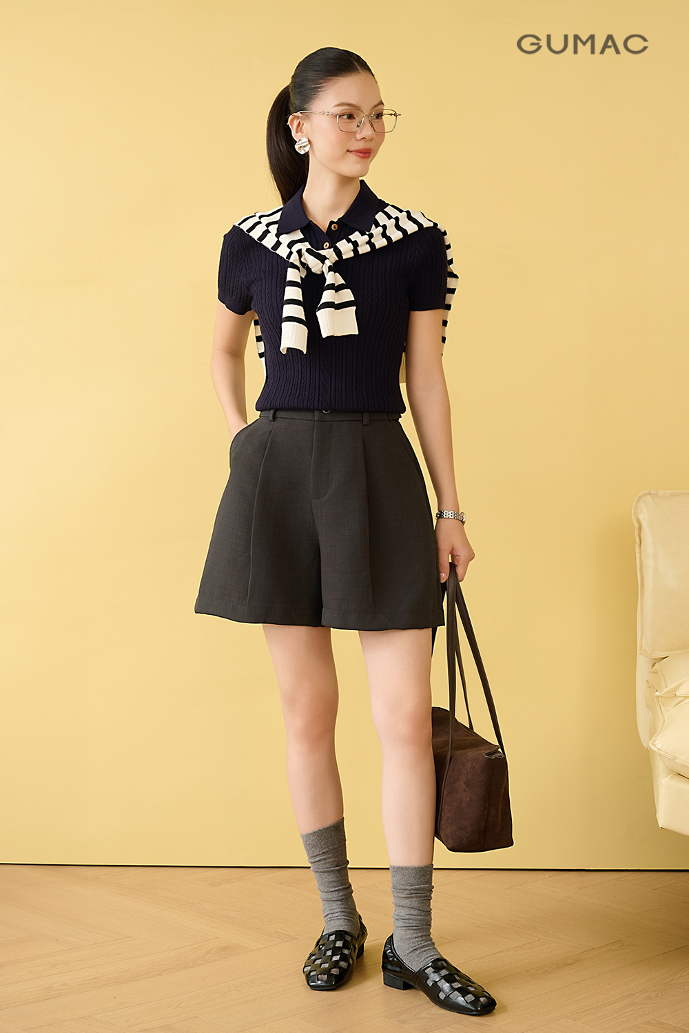 ao thun quan short du lich phap mua thu dep