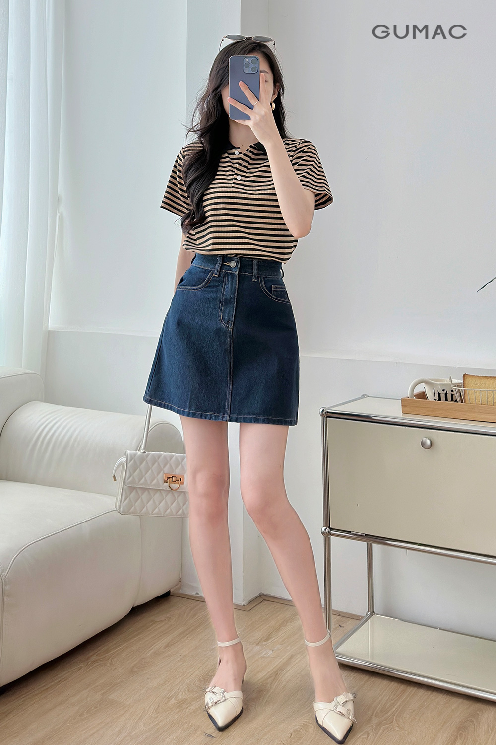 ao polo phoi voi chan vay jean